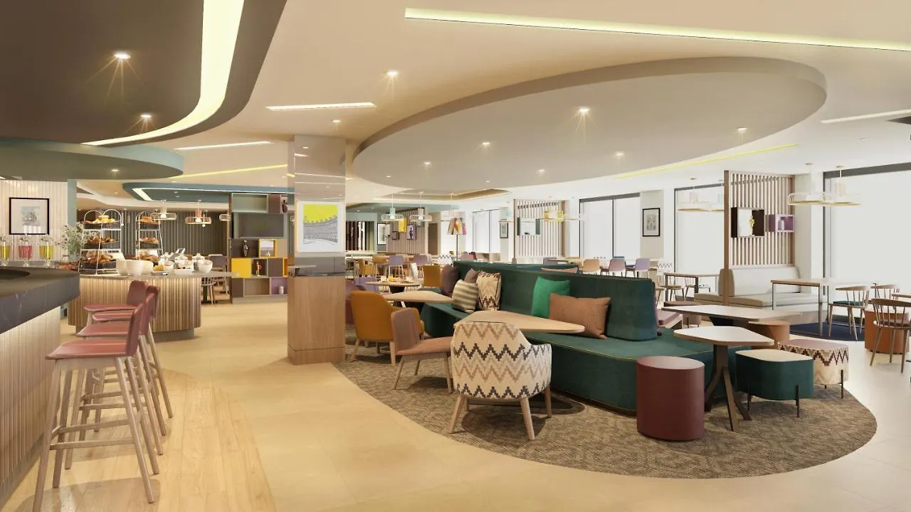Hampton By Hilton London City Hotel