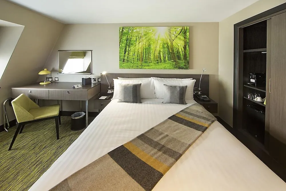 Hampton By Hilton London City