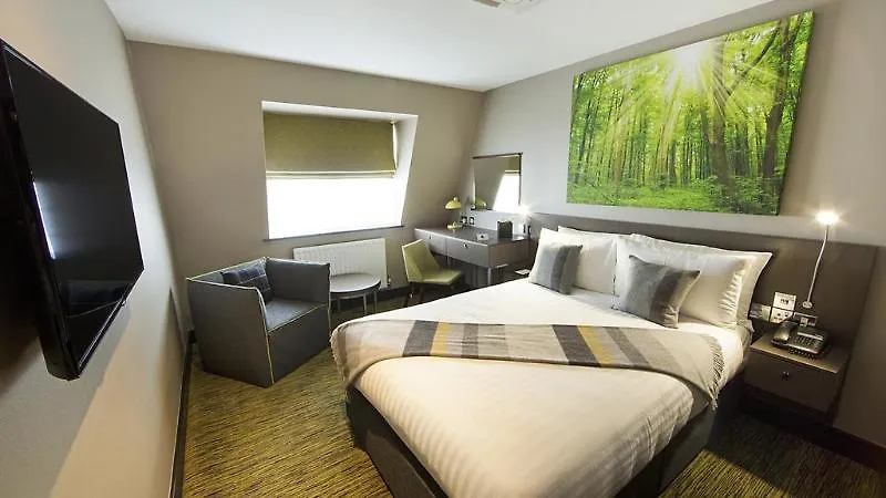 Hampton By Hilton London City