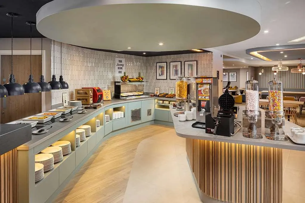Hampton By Hilton London City Hotel
