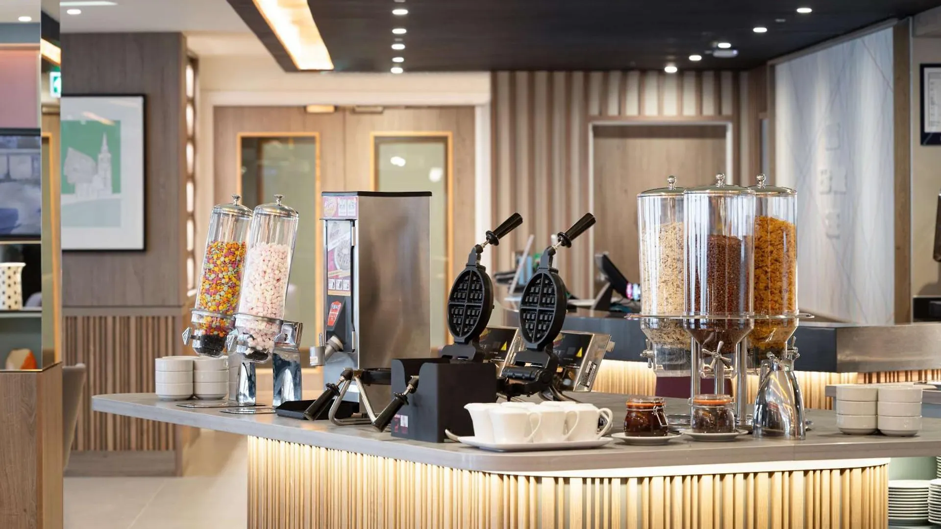 Hotel Hampton By Hilton London City